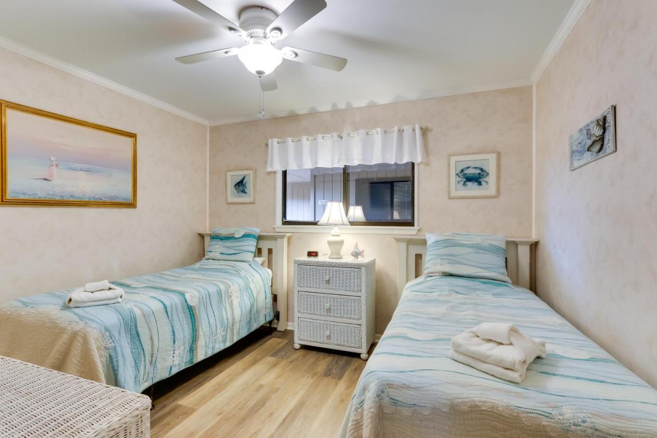 Hilton Head Condo With Balcony And Pool, Walk To Beach Hilton Head Island Zewnętrze zdjęcie