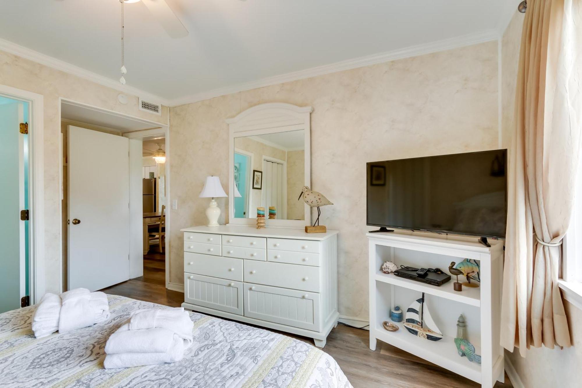 Hilton Head Condo With Balcony And Pool, Walk To Beach Hilton Head Island Zewnętrze zdjęcie